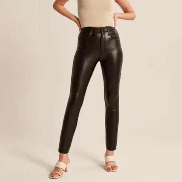 Abercrombie Vegan Leather High Rise Skinny Pant - Size 26 Short - Picture 2 of 5